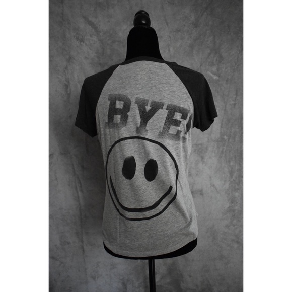 “Hi, bye” tee - Picture 2 of 3